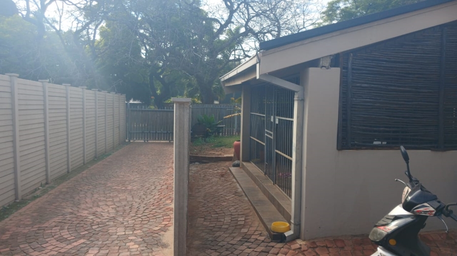 8 Bedroom Property for Sale in Villieria Gauteng