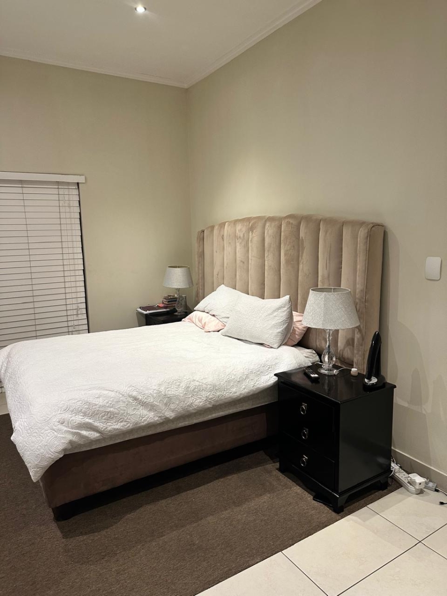 To Let 3 Bedroom Property for Rent in Bryanston Gauteng