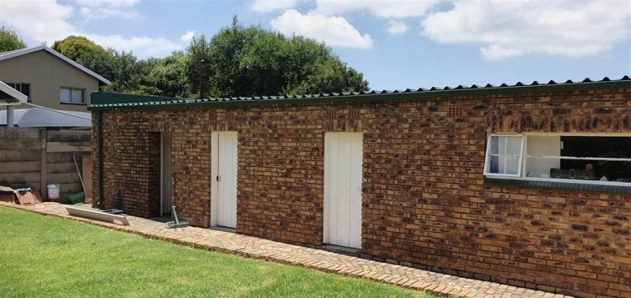 3 Bedroom Property for Sale in Eastleigh Ridge Gauteng