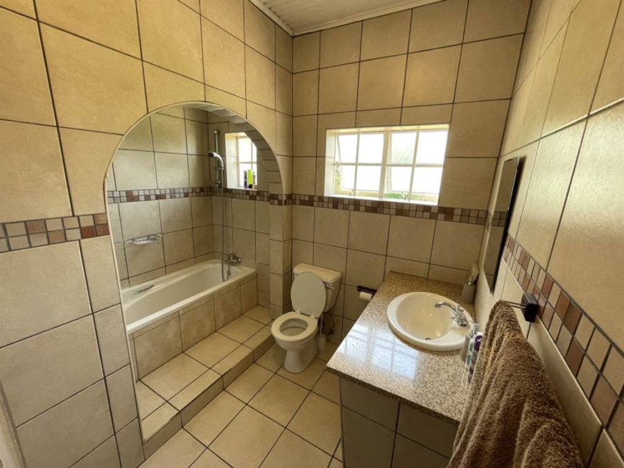 3 Bedroom Property for Sale in Eastleigh Ridge Gauteng