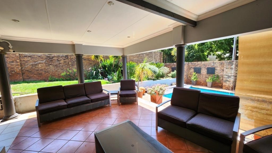 4 Bedroom Property for Sale in Eldoraigne Gauteng