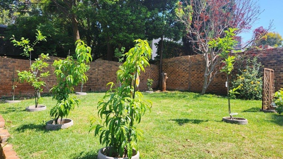 4 Bedroom Property for Sale in Eldoraigne Gauteng