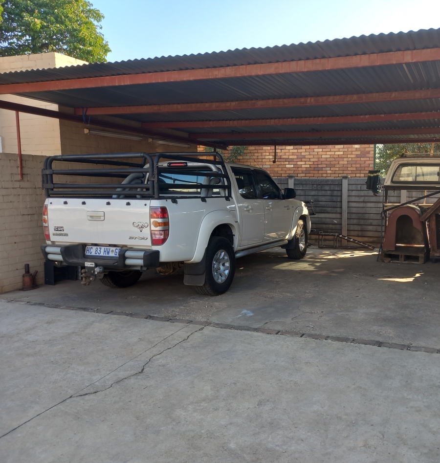 3 Bedroom Property for Sale in Roseville Gauteng