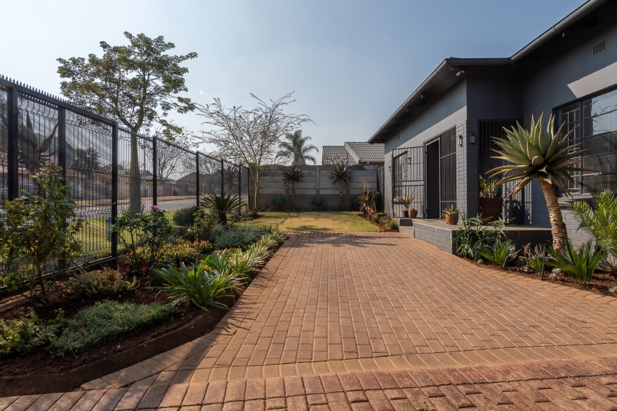 3 Bedroom Property for Sale in Florentia Gauteng