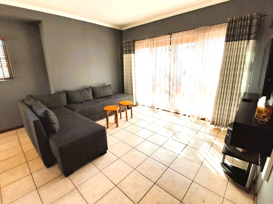 2 Bedroom Property for Sale in Paulshof Gauteng