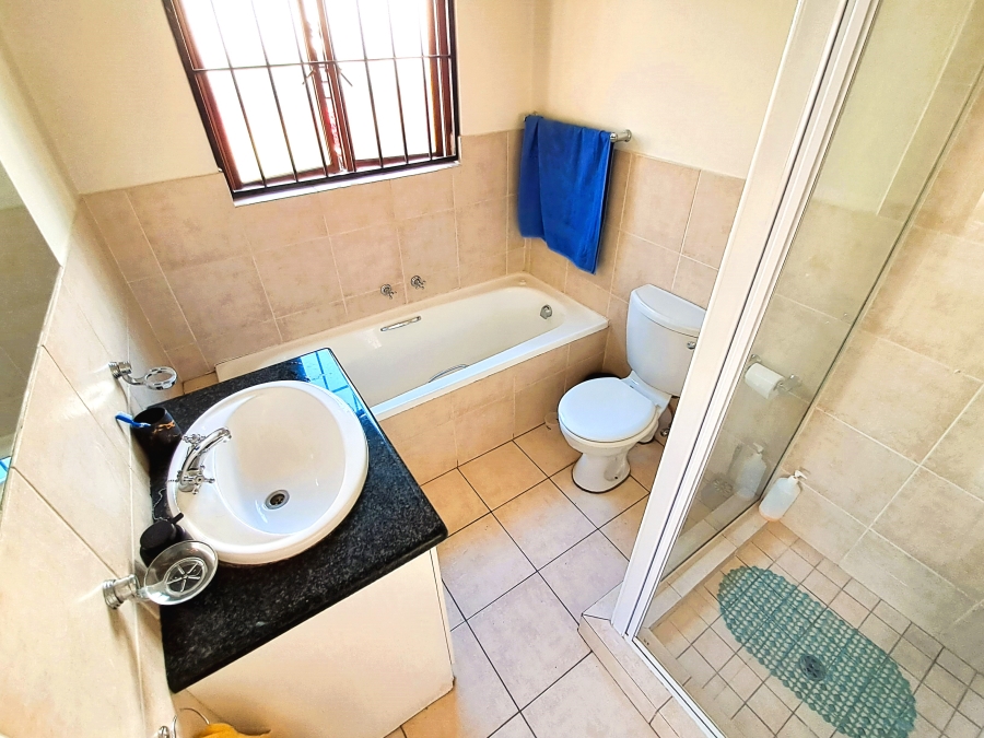 2 Bedroom Property for Sale in Paulshof Gauteng