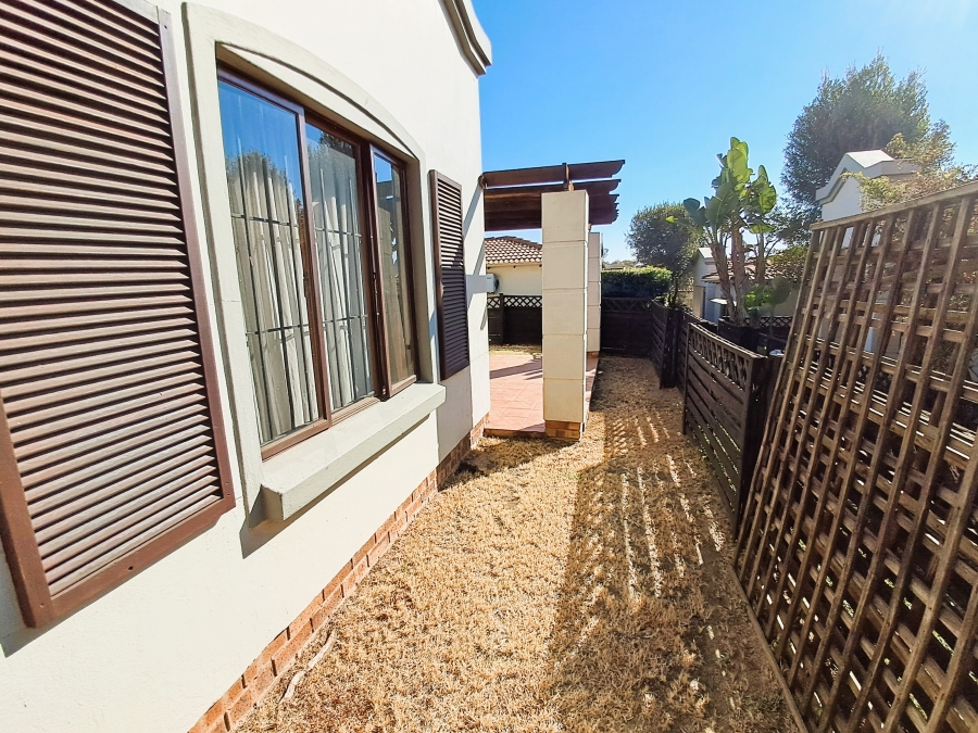 2 Bedroom Property for Sale in Paulshof Gauteng