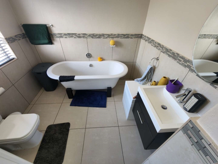 2 Bedroom Property for Sale in Northgate Gauteng