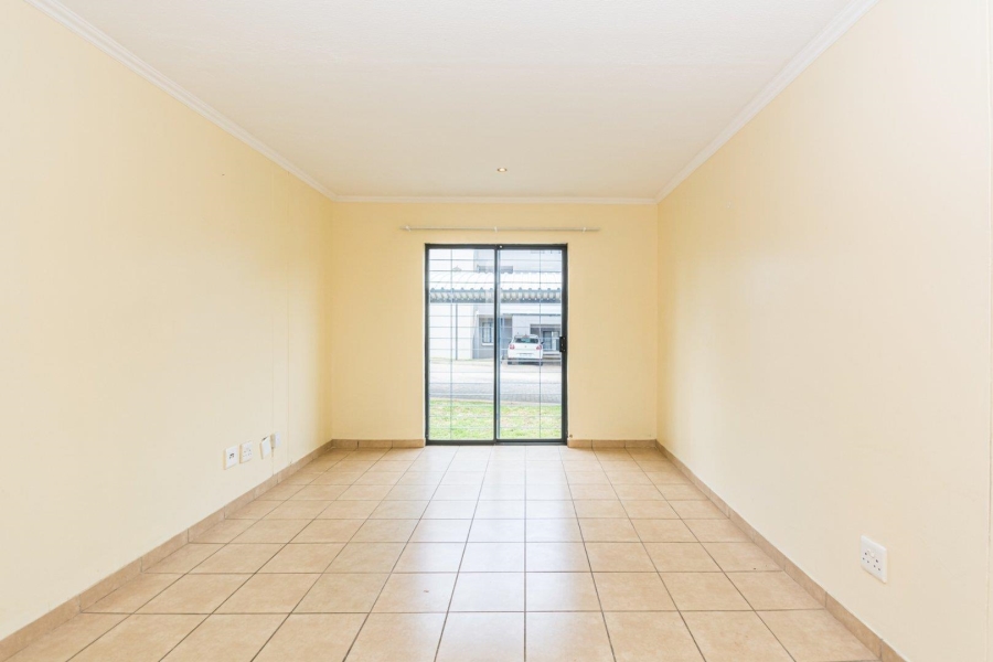 1 Bedroom Property for Sale in Noordwyk Gauteng