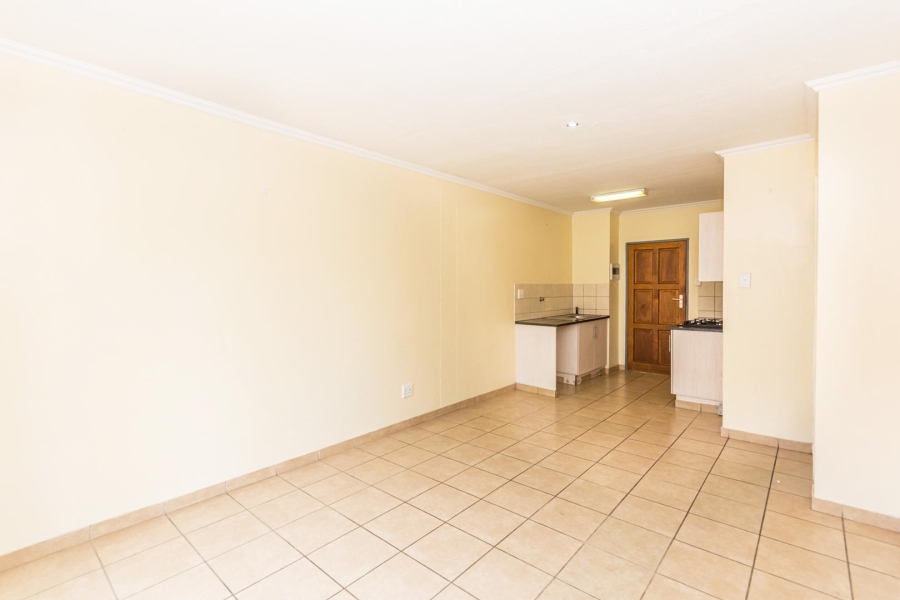 1 Bedroom Property for Sale in Noordwyk Gauteng