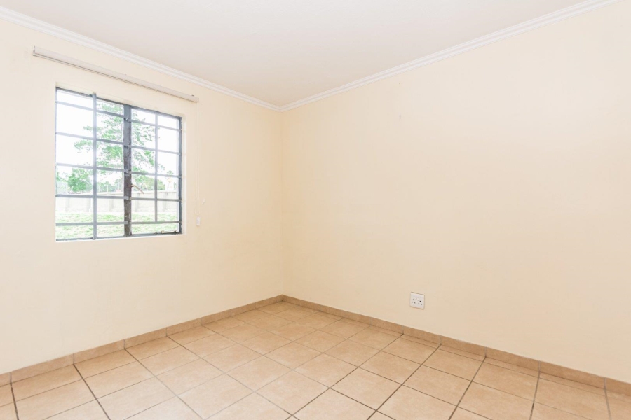 1 Bedroom Property for Sale in Noordwyk Gauteng