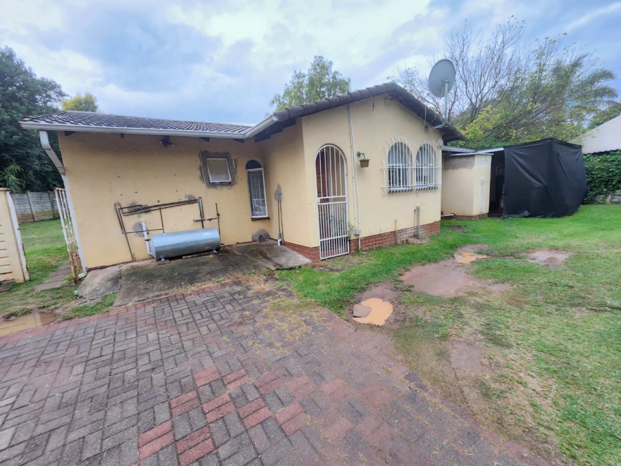 3 Bedroom Property for Sale in Wilgeheuwel Gauteng