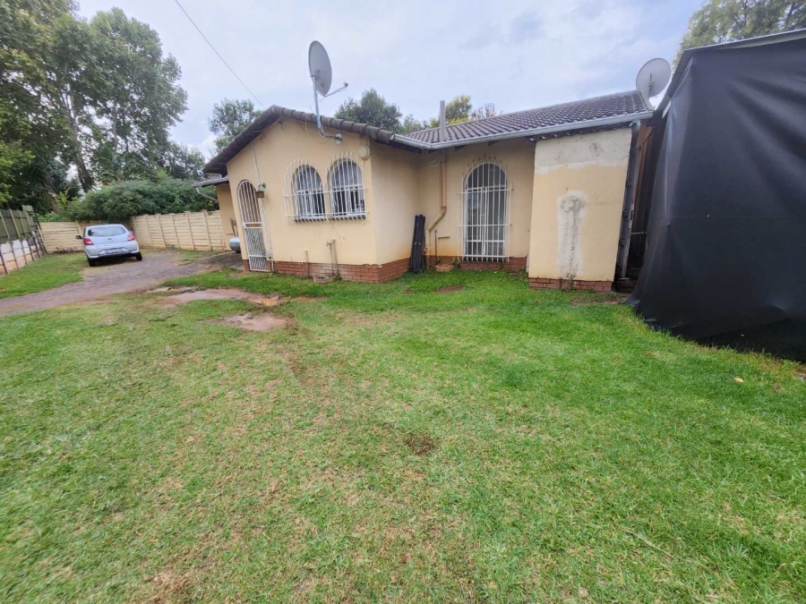 3 Bedroom Property for Sale in Wilgeheuwel Gauteng