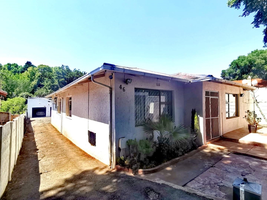 4 Bedroom Property for Sale in Bezuidenhout Valley Gauteng