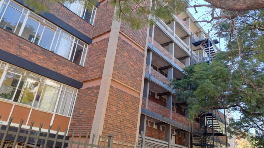 2 Bedroom Property for Sale in Sunnyside Gauteng