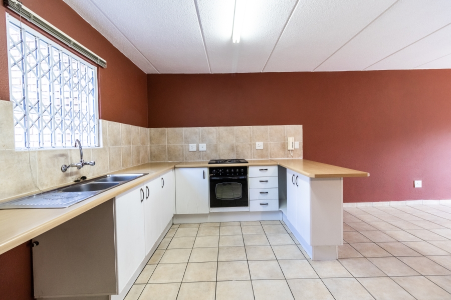 2 Bedroom Property for Sale in Liefde en Vrede Gauteng