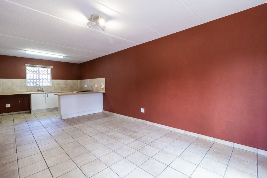 2 Bedroom Property for Sale in Liefde en Vrede Gauteng