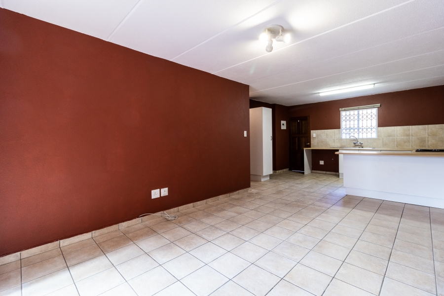 2 Bedroom Property for Sale in Liefde en Vrede Gauteng