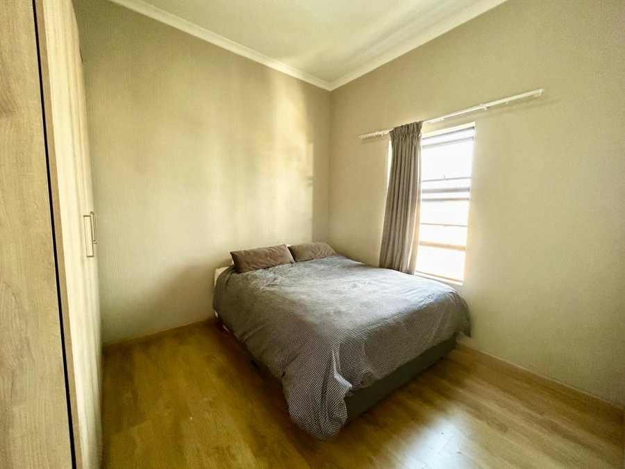 1 Bedroom Property for Sale in Barbeque Downs Gauteng