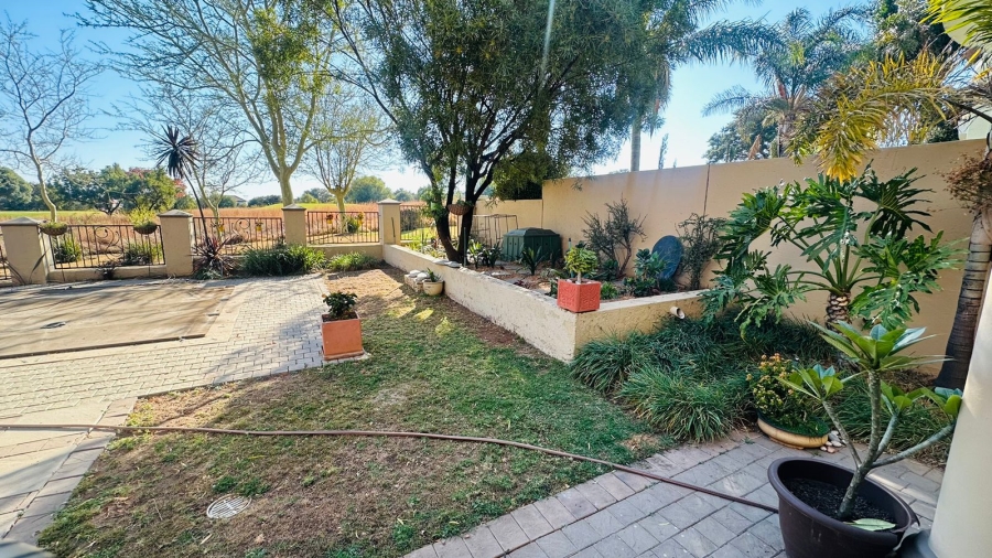 4 Bedroom Property for Sale in Blue Valley Golf Estate Gauteng