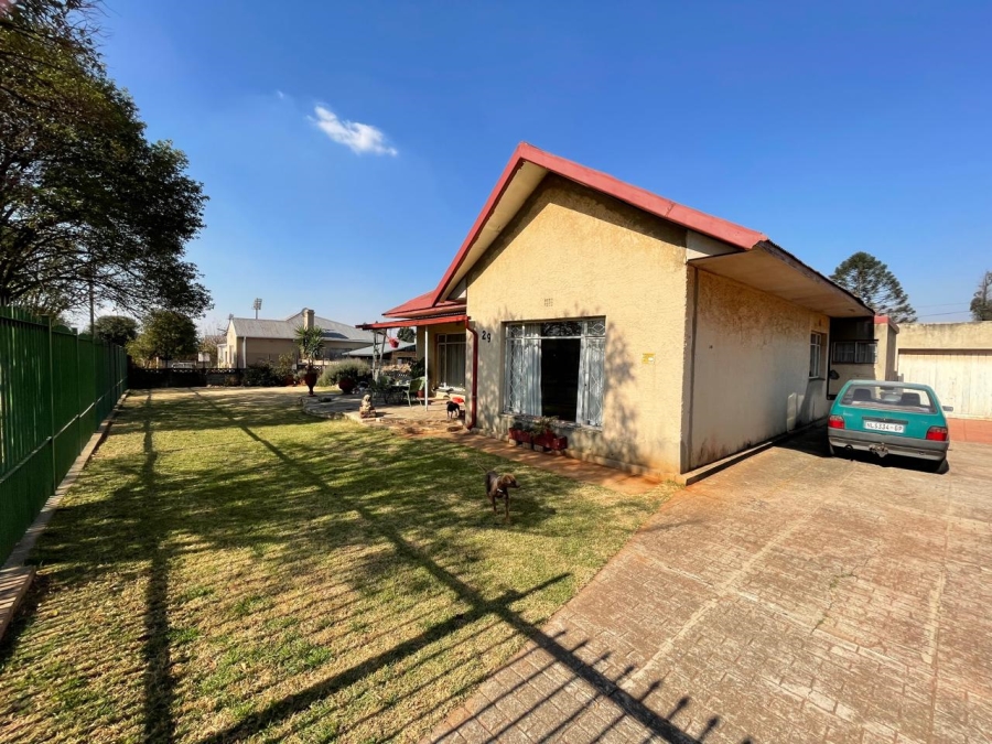 3 Bedroom Property for Sale in Brakpan Central Gauteng