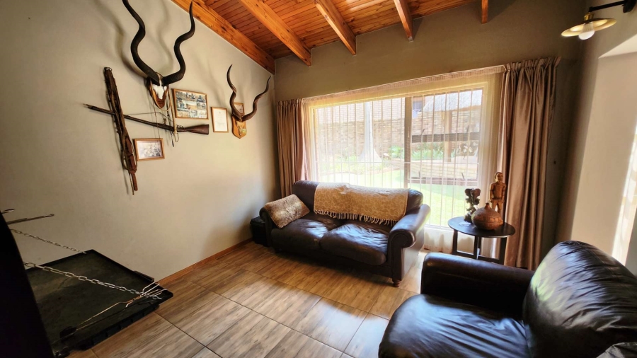 4 Bedroom Property for Sale in Eldoraigne Gauteng