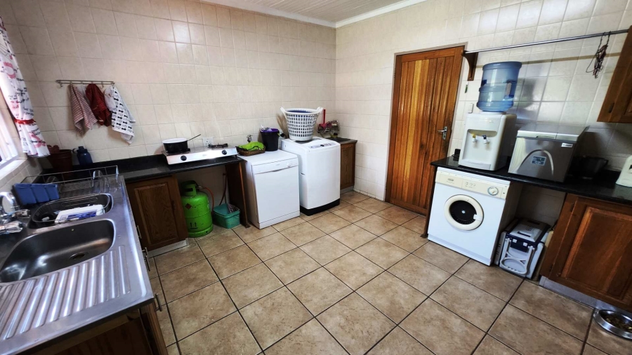 4 Bedroom Property for Sale in Eldoraigne Gauteng