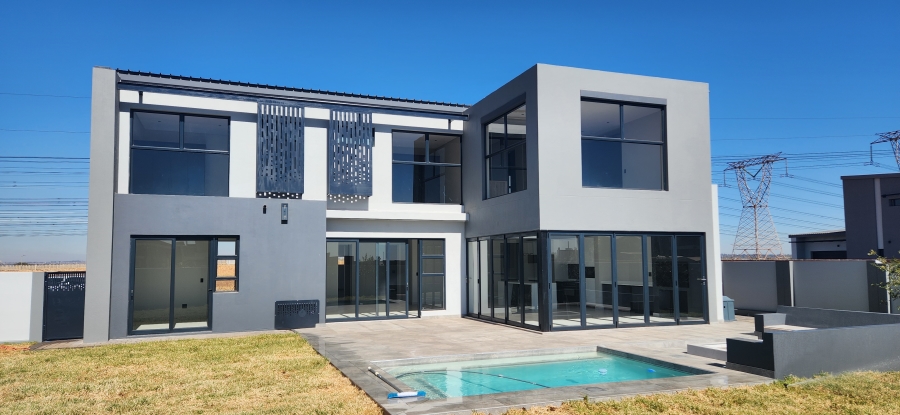 4 Bedroom Property for Sale in Midstream Heights Gauteng