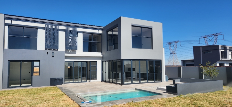 4 Bedroom Property for Sale in Midstream Heights Gauteng