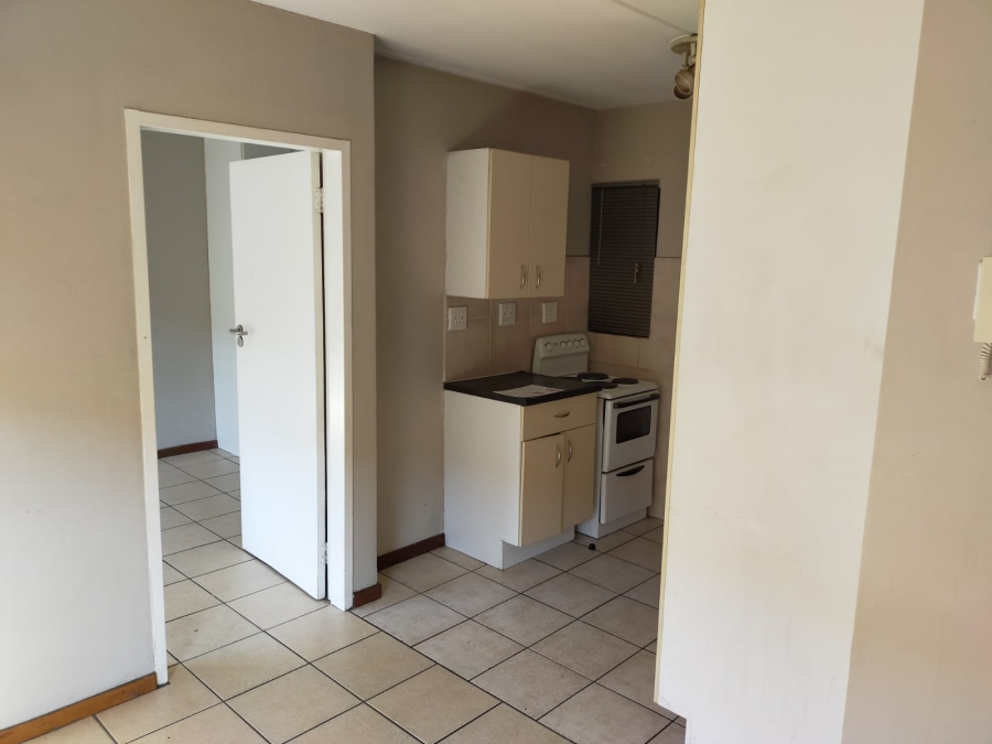 2 Bedroom Property for Sale in Braamfontein Werf Gauteng