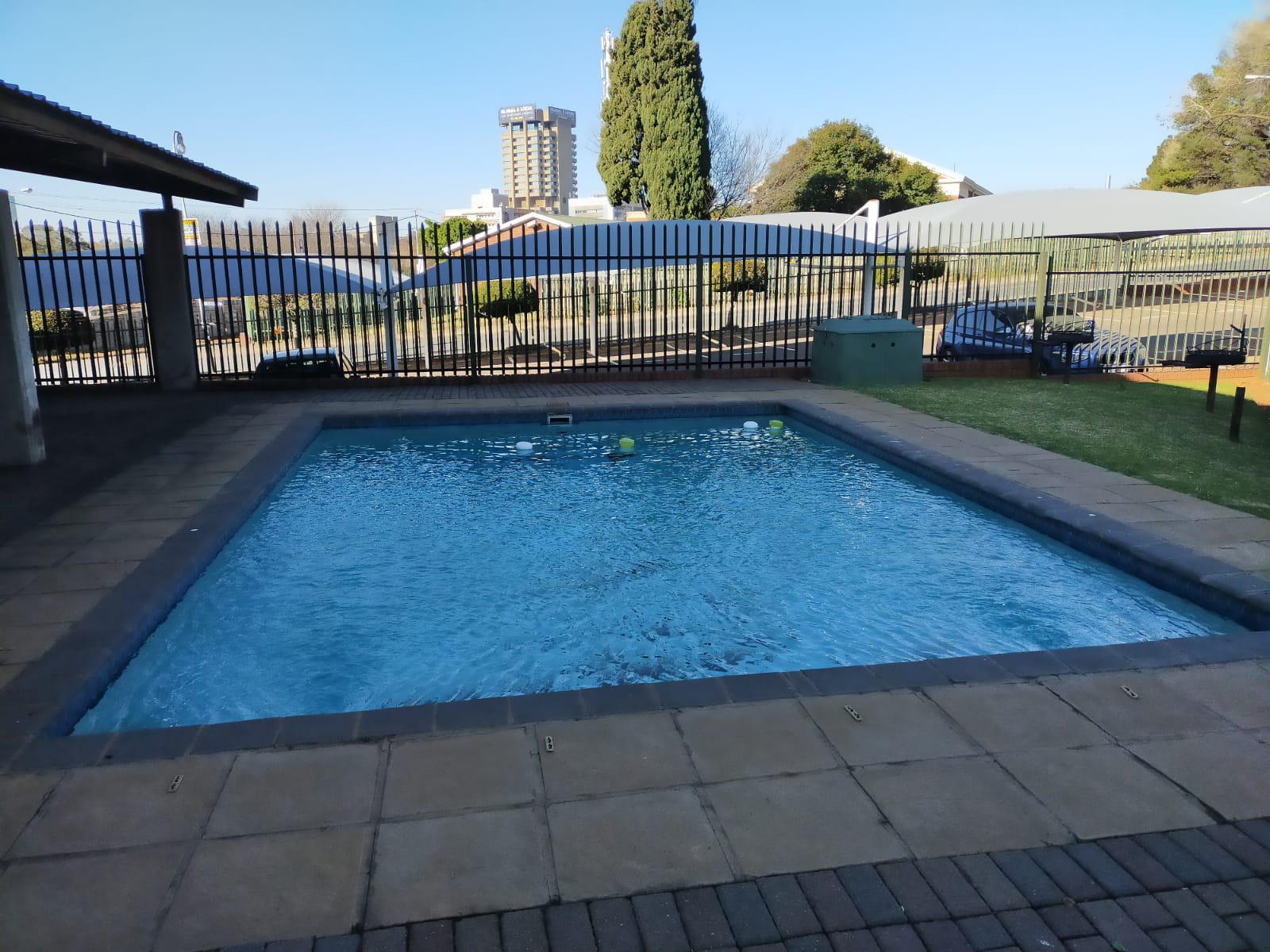 2 Bedroom Property for Sale in Braamfontein Werf Gauteng