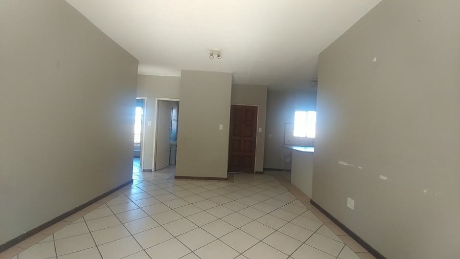 To Let 2 Bedroom Property for Rent in Eco Park Gauteng