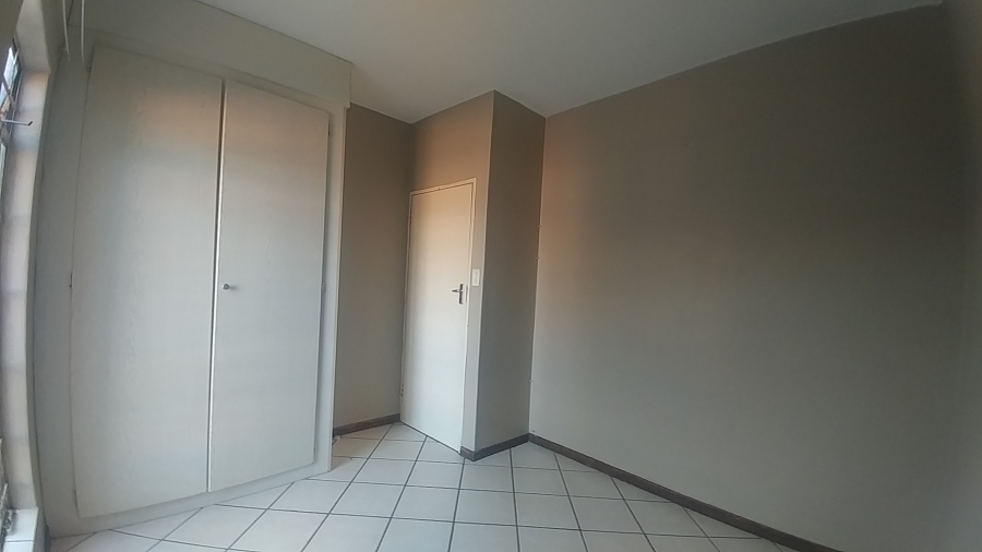 To Let 2 Bedroom Property for Rent in Eco Park Gauteng