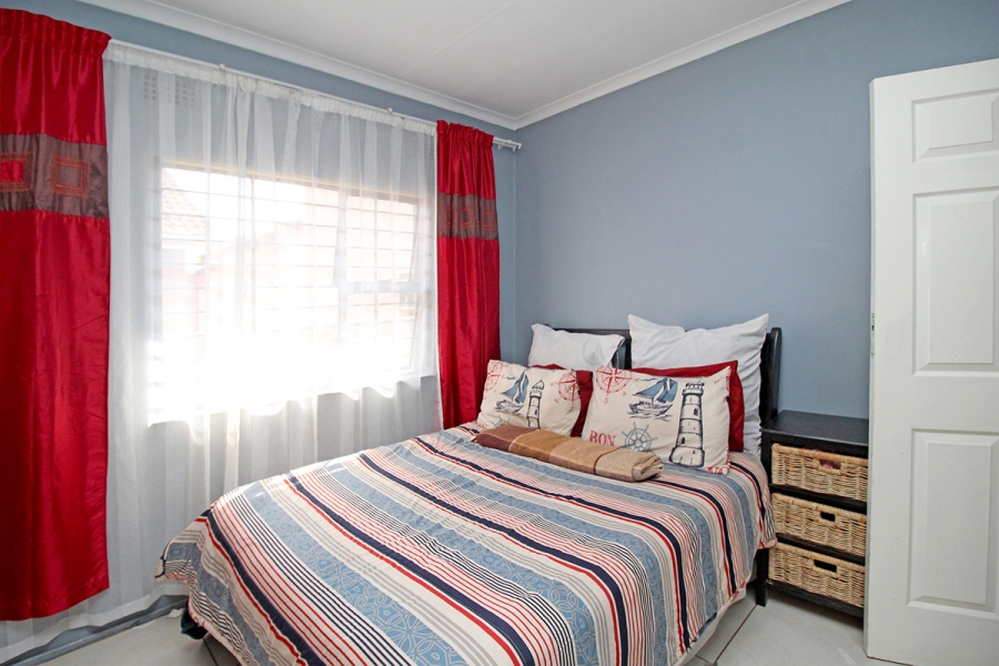 3 Bedroom Property for Sale in Dobsonville Gauteng