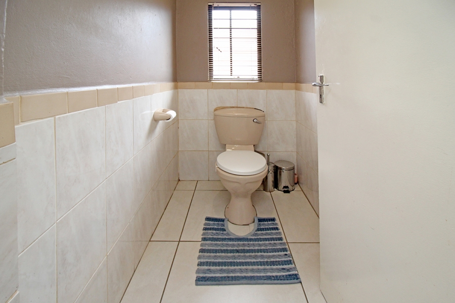 3 Bedroom Property for Sale in Dobsonville Gauteng