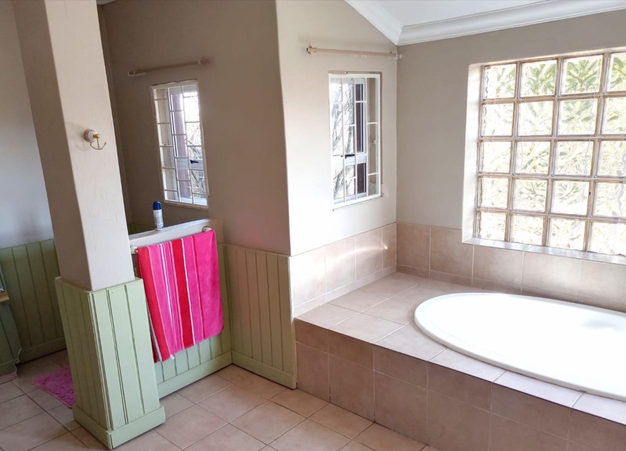 3 Bedroom Property for Sale in Doornrandje Gauteng