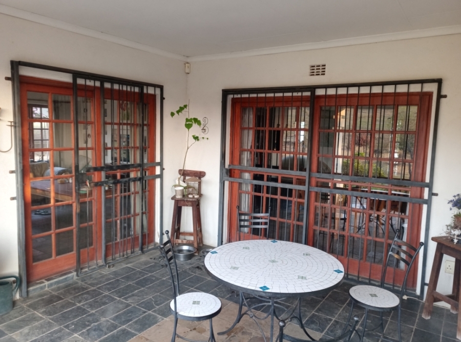 4 Bedroom Property for Sale in Doornrandje Gauteng