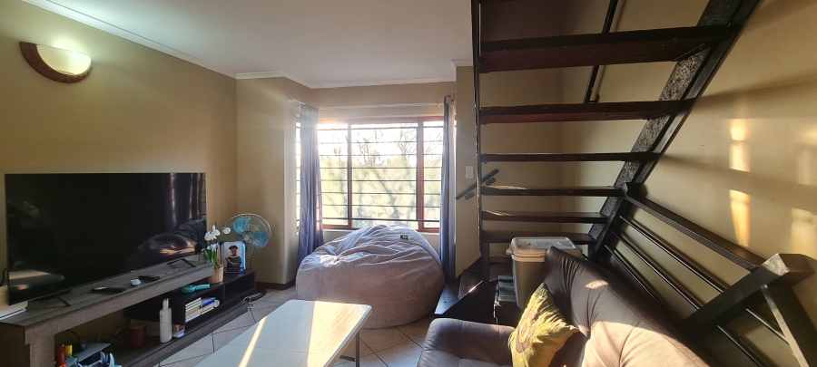 2 Bedroom Property for Sale in Montana Tuine Gauteng