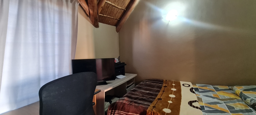 2 Bedroom Property for Sale in Montana Tuine Gauteng