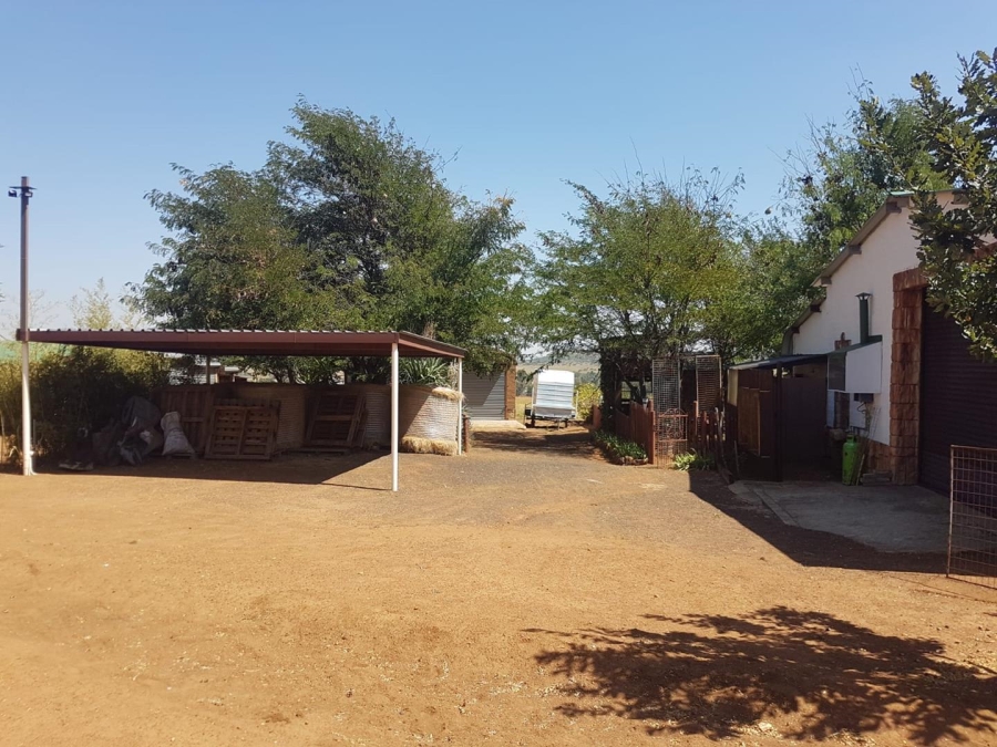 4 Bedroom Property for Sale in Stryfontein AH Gauteng