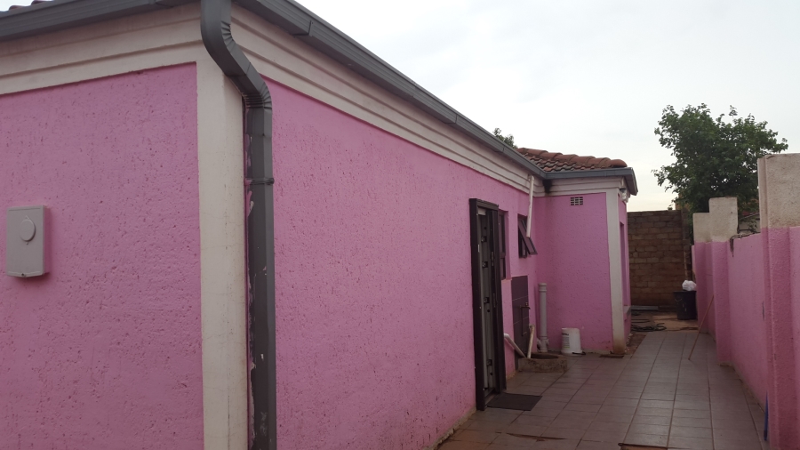 0 Bedroom Property for Sale in Roodekop Gauteng