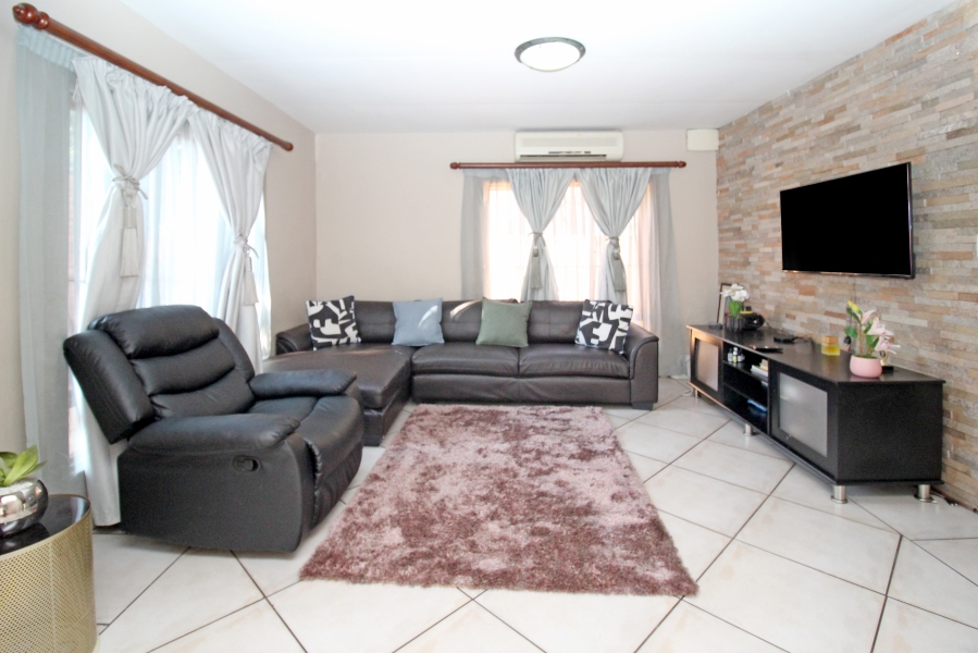 3 Bedroom Property for Sale in Sharonlea Gauteng