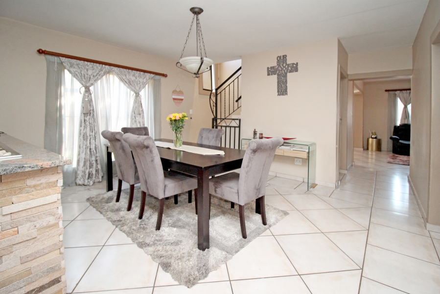 3 Bedroom Property for Sale in Sharonlea Gauteng