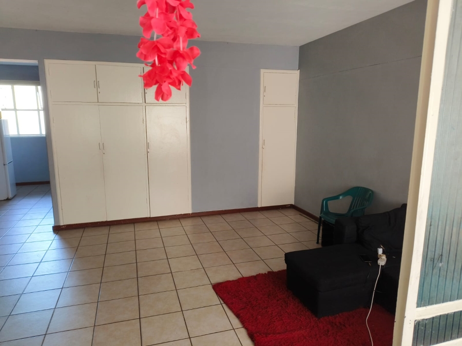 1 Bedroom Property for Sale in Sunnyside Gauteng