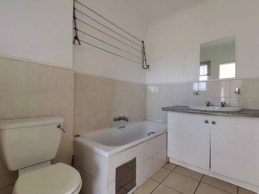 To Let 3 Bedroom Property for Rent in Queenswood Gauteng