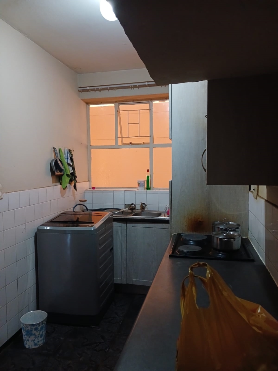 2 Bedroom Property for Sale in Sunnyside Gauteng