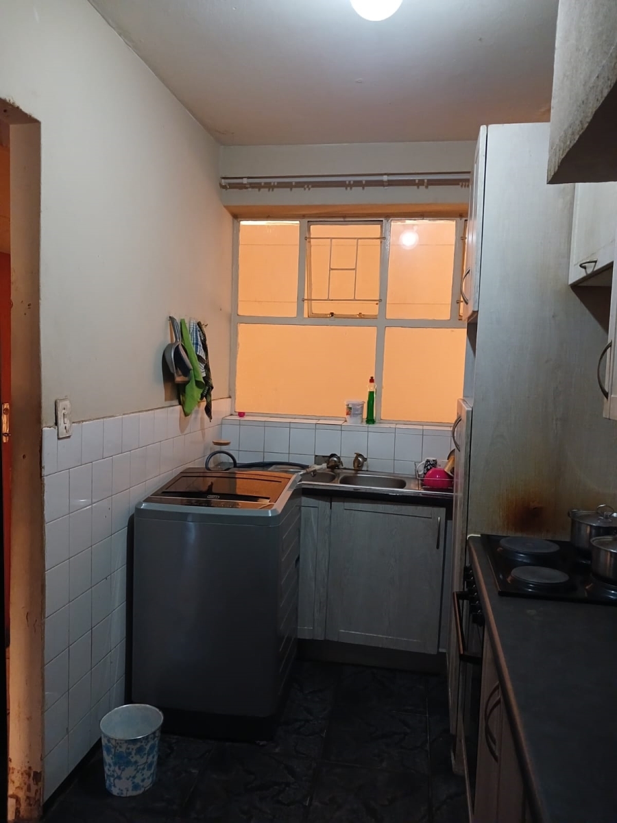 2 Bedroom Property for Sale in Sunnyside Gauteng