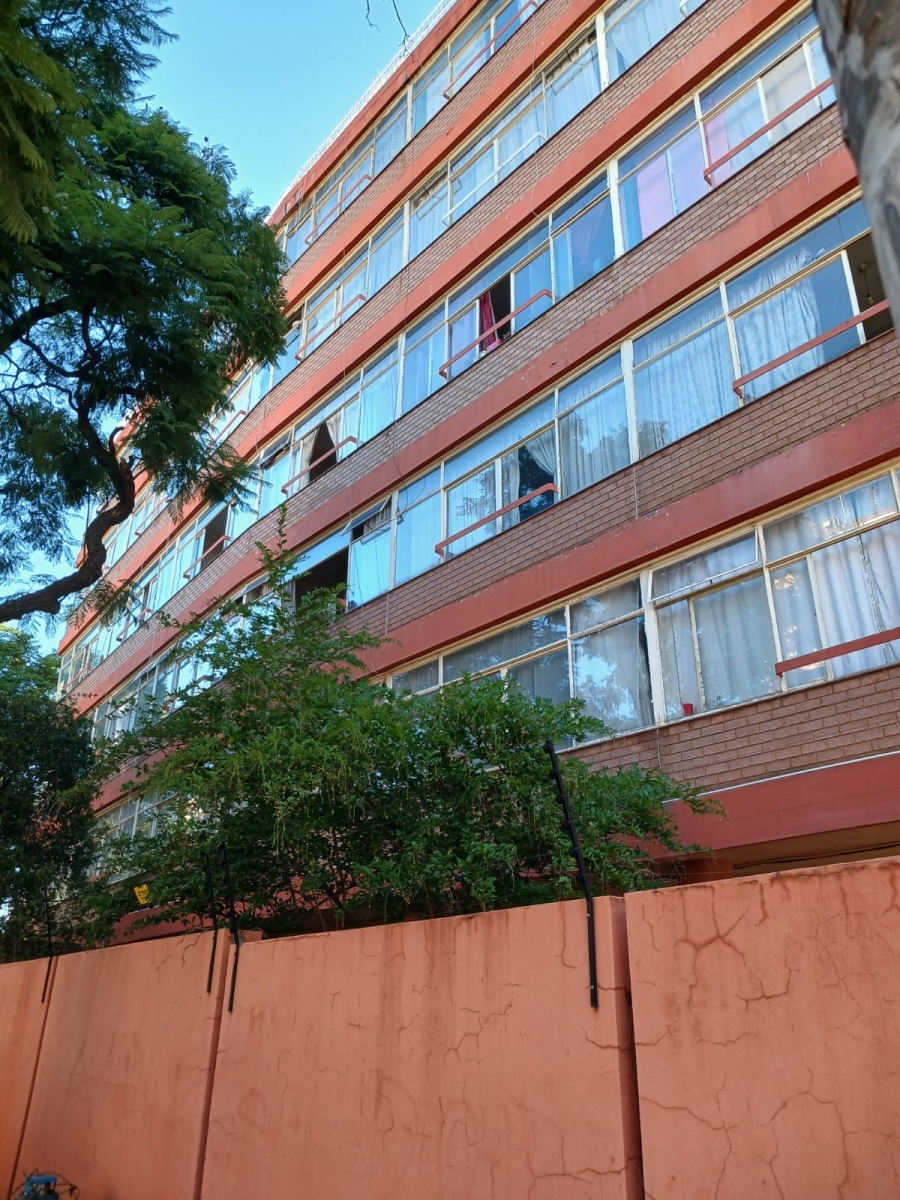 2 Bedroom Property for Sale in Sunnyside Gauteng