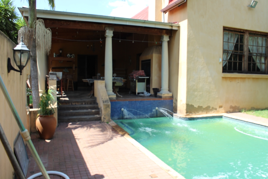 5 Bedroom Property for Sale in Sunnyside Gauteng