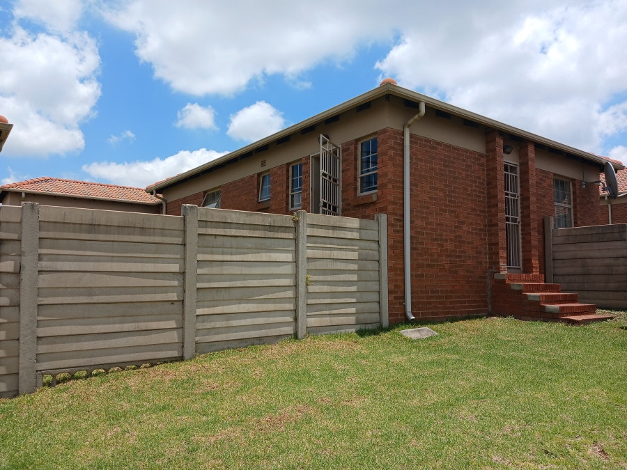 3 Bedroom Property for Sale in Thatch Hill Estate Gauteng